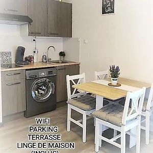  Appartement Charmant Studio Climatisé 24 M2 Terrasse à 100m De La Plage